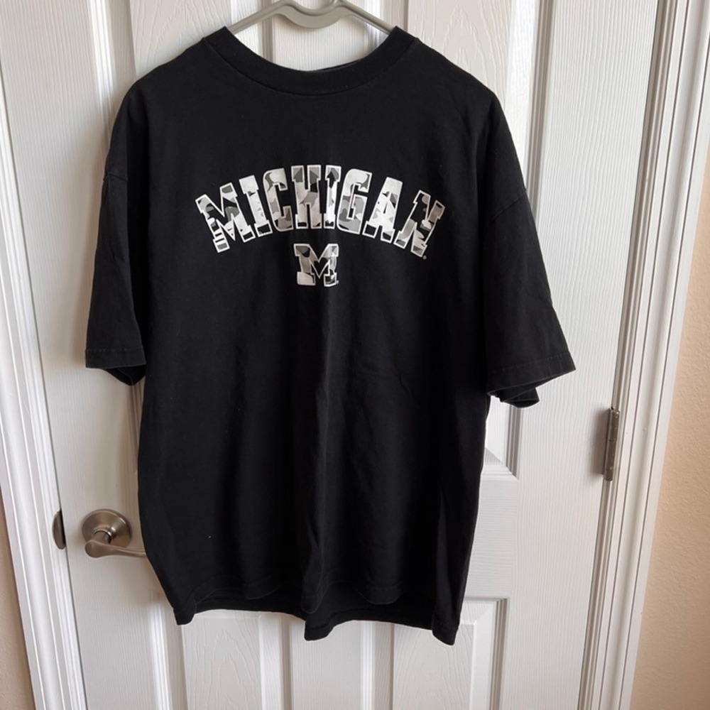 Michigan Wolverines T Shirt Foot Locker Team‎ Edition Apparel Black Large